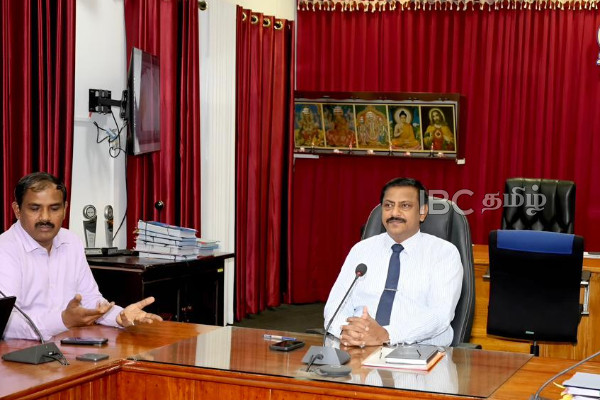 யாழில் பாதிக்கப்பட்டோருக்கான கொடுப்பனவு வங்கிகளுக்கு: விடுக்கப்பட்டுள்ள உத்தரவு | Jaffna Flood Relief Allowances Deposited In Banks யாழில் பாதிக்கப்பட்டோருக்கான கொடுப்பனவு வங்கிகளுக்கு: விடுக்கப்பட்டுள்ள உத்தரவு | Jaffna Flood Relief Allowances Deposited In Banks