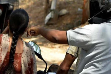 யாழில் இரு இடங்களில் நகைகள் திருட்டு: பொலிஸார் விசாரணை