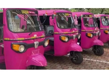 தமிழக பிங்க் ஆட்டோ திட்டம் ..இன்றுதான் கடைசி நாள் - உடனே பெண்களே விண்ணப்பியுங்கள்..!