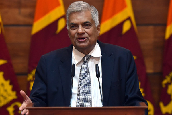 இலங்கை  நிலவரத்தை உன்னிப்பாக அவதானிக்கின்றோம்;  பிரிட்டன் | We Are Closely Monitoring Situation Sri Lanka