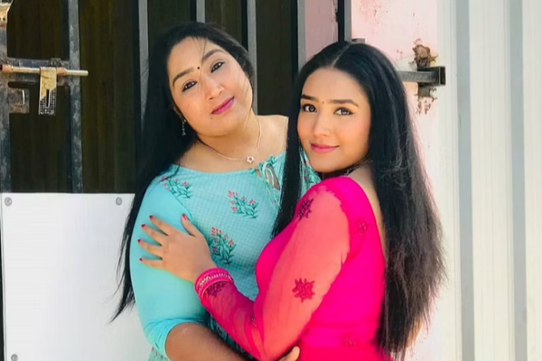 என் அம்மாவையும் அட்ஜஸ்ட்மென்ட்” தயாரானு கேட்டாங்க  : பரபரப்பை கிளப்பிய சீரியல் நடிகை - தமிழ்நாடு