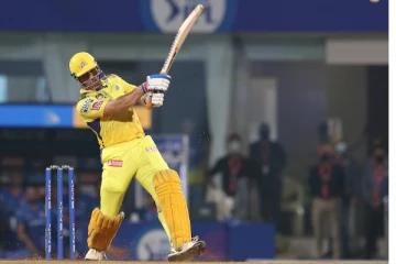 என்றுமே தோனி ராஜா தான்! ஐபிஎல் போட்டியில் செய்த சூப்பர் சாதனை... வீடியோ காட்சி