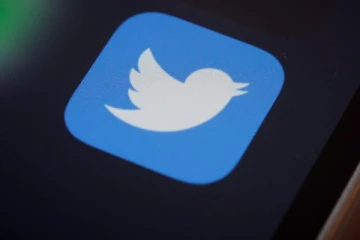 ලොව ධනවත්ම පුද්ගලයා ට්විටර් සමාගම ගැන හදිසියේම තීරණයක් ගනී - සේවකයින්ටත් ප්‍රතිඥාවක්..