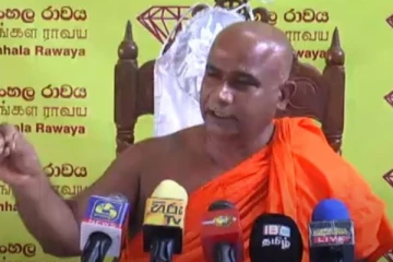 தமிழர்களுக்கு ஒரு சட்டம், சீனர்களுக்கு ஒரு சட்டம்! அரசை வெளுத்து வாங்கிய தேரர்