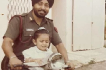 இந்த குழந்தை யார் தெரியுமா.. பிரபல நடிகையின் மகள் தான்