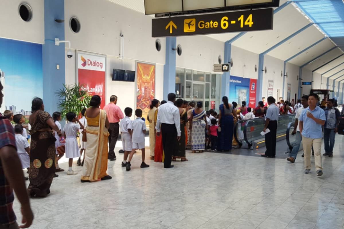 கனடாவில் இருந்து வந்த யுவதி கட்டுநாயக்க விமான நிலையத்தில் கைது | Canadian Women Arrested In Bia கனடாவில் இருந்து வந்த யுவதி கட்டுநாயக்க விமான நிலையத்தில் கைது | Canadian Women Arrested In Bia