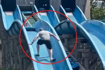 நீர் சறுக்கு விளையாட்டில் பாதியில் சிக்கிக் கொண்ட சிறுமி: பிரித்தானிய தந்தையின் துரித நடவடிக்கை