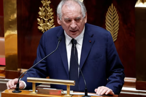 பிரான்சில் 2 ஆண்டுகளில் 4 பிரதமர்கள் பதவி விலகல்! | 4 Prime Ministers Resign In France In 2 Years