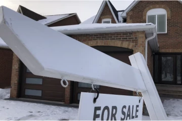 கனடாவில் ஒரு வீடு வாங்க எவ்வளவு வருமானம் தேவை? – நிபுணர் விளக்கம்