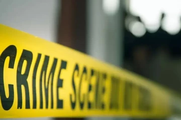 கூர்மையான ஆயுதத்தால் தாக்கப்பட்டு ஒருவர் கொலை