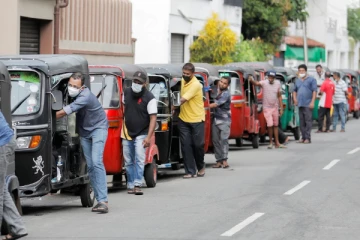 ත්‍රි රෝද රථ සදහා වැඩිපුර ඉන්ධන ලබා ගැනීමට ක්‍රමවේදයක්
