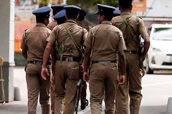 காணாமற்போன சிறுமி காதலனுடன் மீட்பு | Missing Girl Rescued With Boyfriend