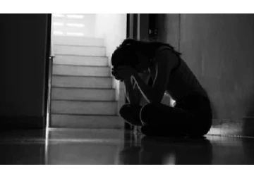 கோபத்தில் திட்டிய தாய்..மகள் எடுத்த வீபரித முடிவு - நிலைகுலைந்த பெற்றோர்!