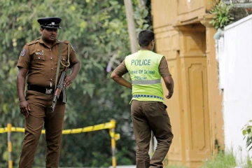 மனைவியின் விபரீத முடிவு - உயிரை மாய்த்துக் கொண்ட கணவன்