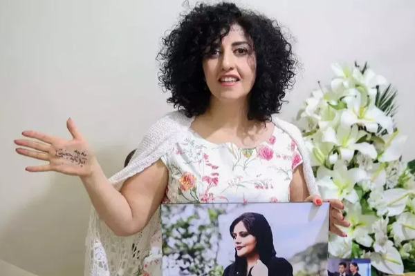 நோபல் பரிசு பெற்ற பெண்ணுக்கு மேலும் ஏழாண்டுகள் சிறை | Nobel Laureate Woman Seven Years In Prison Iran