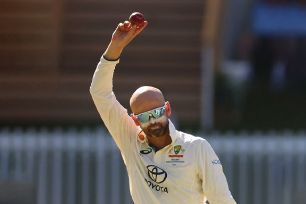 இந்த அணிகள் தான் இறுதிப் போட்டிக்கு தகுதி பெறும்: அவுஸ்திரேலிய வீரரின் கணிப்பு | Nathan Lyon Predicts The Finalists Of T20 Worldcup