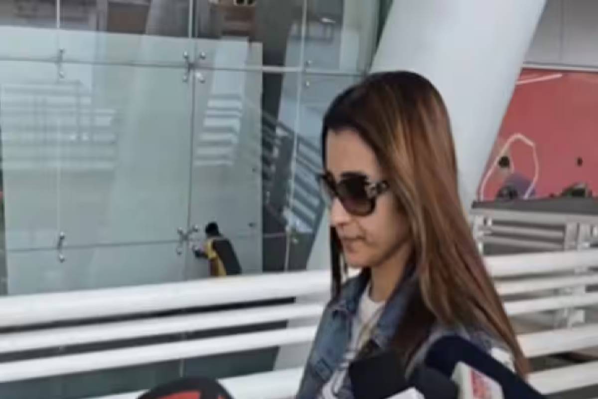 விஜய்யுடன் திருமண நிகழ்ச்சியில் பங்கேற்றது ஏன்? த்ரிஷா கொடுத்த பதில்! | Trisha Reaction On Why Attended Wedding With Vijay