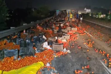 சாலையில் கிடந்த தக்காளிக்கு இரவு முழுவதும் பொலிஸ் பாதுகாப்பு.., ஏன் தெரியுமா?