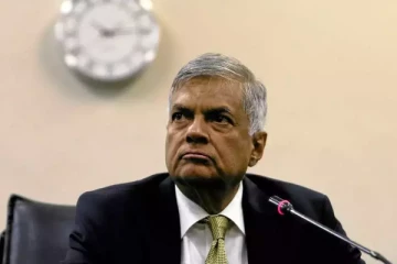 எனக்கு வரலாறு கற்பிக்க முயற்சிக்கின்றீர்களா? சீறிய ஜனாதிபதியால் அதிகாரி இராஜினாமா!