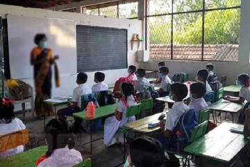 ஆளுநர் ஒருவர் ஆசிரியர் - அதிபர்களுக்கு விடுத்துள்ள கடும் எச்சரிக்கை!