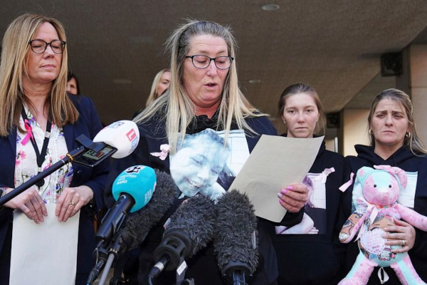 பிரித்தானியாவில் 9 வயது சிறுமி கொலை சந்தேகநபர் தொடர்பில் நீதிமன்றம் அதிரடி உத்தரவு | Killed 9 Year Old Girl Gets 42 Years In Prison