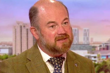 ஒமிக்ரோன் வைரஸானது பாரிய ஆபத்தை ஏற்படுத்தாது: பிரித்தானிய விஞ்ஞானி தகவல்