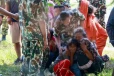 මුළු මහත් ලෝකයම කැළඹූ ඛේදවාචකය ගැන තවත් කැළඹීමක් - නේපාල හදිසි ගංවතුරෙන් ගසාගෙන ගිය සිරුරු ඉන්දියාවේ ගංගාවල