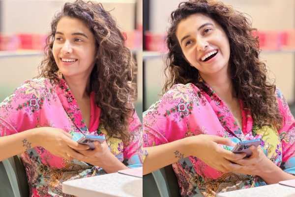 நீச்சல் குளத்தில் ஹாயாக ஒரு போஸ்!! நடிகை பிரியா பவானி சங்கர் புகைப்படங்கள்.. | Actress Priya Bhavani Shankar Recent Swimshoot நீச்சல் குளத்தில் ஹாயாக ஒரு போஸ்!! நடிகை பிரியா பவானி சங்கர் புகைப்படங்கள்.. | Actress Priya Bhavani Shankar Recent Swimshoot