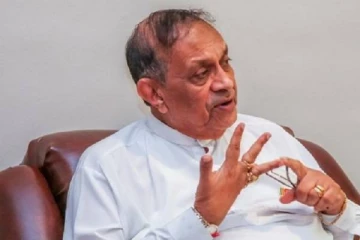 போராட்டக்காரர்களை துன்புறுத்துவது மன்னிக்க முடியாது!கரு ஜெயசூரிய