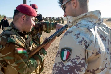 ஈராக் இராணுவ முகாமிலிருந்து இத்தாலியப் படைகள் வெளியேற்றம்