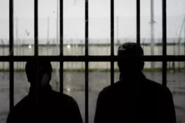 ஒரே இரவில் பல சிறைகள் மீது தாக்குதல்: பிரான்ஸ் நீதித்துறை அமைச்சர் தகவல்