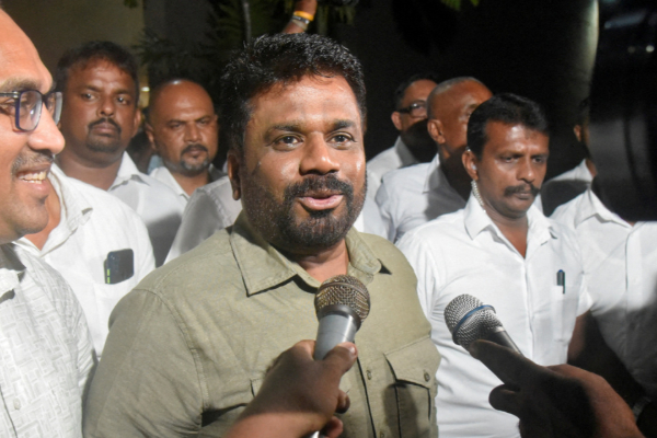 பேரிடரை எதிர்கொள்ள எந்த நிறுவனமும் தயாராக இருக்கவில்லை - ஜனாதிபதி | No Institution Prepared To Face A Disaster Anura பேரிடரை எதிர்கொள்ள எந்த நிறுவனமும் தயாராக இருக்கவில்லை - ஜனாதிபதி | No Institution Prepared To Face A Disaster Anura