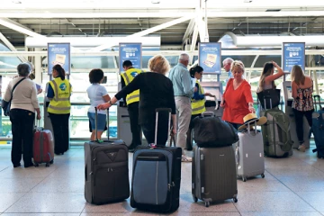 சுவிஸ் உட்பட பல வெளிநாட்டு பயணிகளுக்கு பச்சை கொடி: பிரபல ஐரோப்பிய நாடு முக்கிய அறிவிப்பு