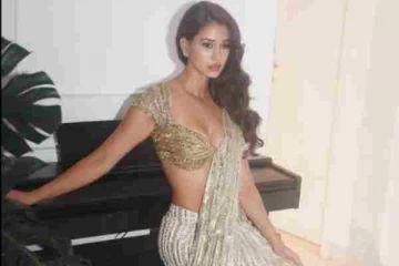 கடற்கரையில் படு கிளாமரான நீச்சல் உடையில் சூர்யா பட நாயகி வெளியிட்ட போட்டோ