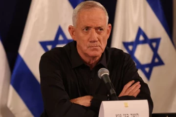 இஸ்ரேலிய அமைச்சர் Benny Gantz இராஜினாமா!