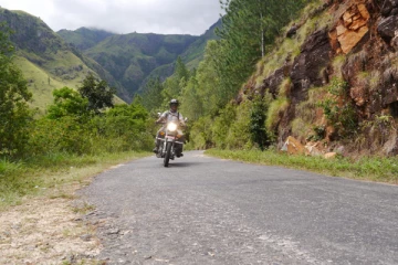 இலங்கையில் ஆபத்தான வாகனமாக மாறிய மோட்டார் சைக்கிள்