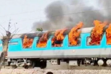 கஸகஸ்தானில் இராணுவ விமானம் விபத்து; 4 பேர் பலி