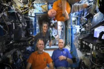 விண்வெளியில் வான்கோழி கறியுடன் விருந்து கொண்டாடிய சுனிதா வில்லியம்ஸ்!