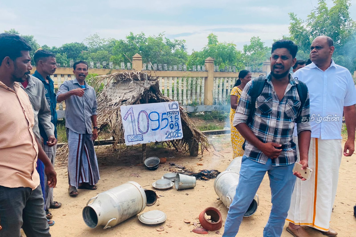 மாபெரும் கவனயீர்ப்பு போராட்டத்தை முன்னெடுத்துள்ள மயிலத்தமடு - மாதவனை கால்நடை பண்ணையாளர்கள் | Mayilathamadu And Madhavanai Livestock Farmers