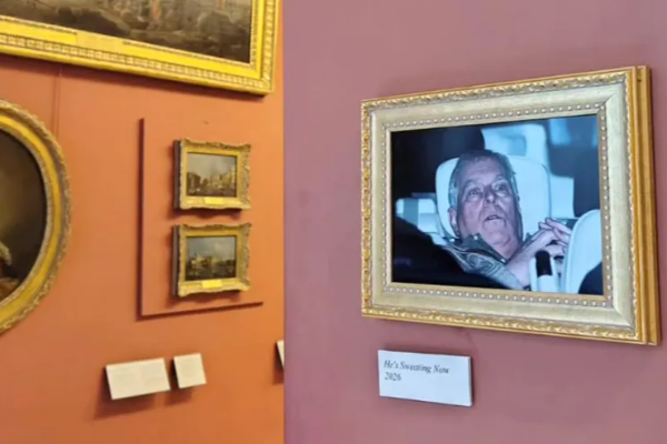 லூவ்ரே அருங்காட்சியகத்தில் முன்னாள் இளவரசர் ஆண்ட்ரூ கைது புகைப்படம் | Former Prince Andrew Arrest Photo At Louvre Museum லூவ்ரே அருங்காட்சியகத்தில் முன்னாள் இளவரசர் ஆண்ட்ரூ கைது புகைப்படம் | Former Prince Andrew Arrest Photo At Louvre Museum