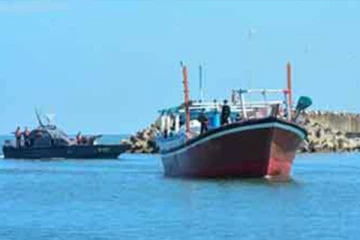 இலங்கையின் தெற்கு கடற்பகுதியில் பயணித்துக் கொண்டிருந்த வெளிநாட்டு மீன்பிடி படகில் ஹெரோயின்