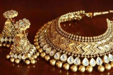 12 நாட்களாக இறங்கிய வேகத்தில் எகிறிய தங்கம் விலை - எவ்வளவு பாருங்க!