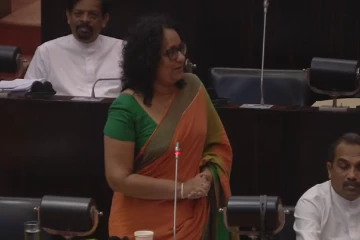 රවීගෙන් සිස්ටම් චේන්ජ් එකක් පේනවා.. මැතිවරණය තියෙන දවස ඇහුව රවීට හරිනිගෙන් කිණ්ඩියක්