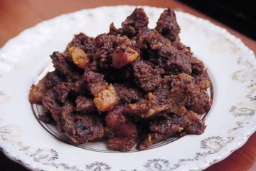 கிராமத்து ஸ்டைலில் நாவூறும் சுவையான மட்டன் உப்புக்கண்டம் - செய்வது எப்படி?