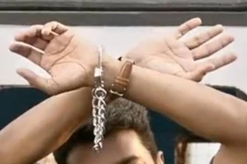 காப்பி அடிச்ச படமா டப்பிங்! லீ இயக்குனரால் தளபதி ரசிகர்கள் ஷாக்