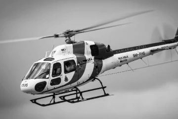 மலேசியாவில் ஆற்றில் விழுந்த பொலிஸ் ஹெலிகாப்டர்: வைரல் வீடியோ காட்சி!