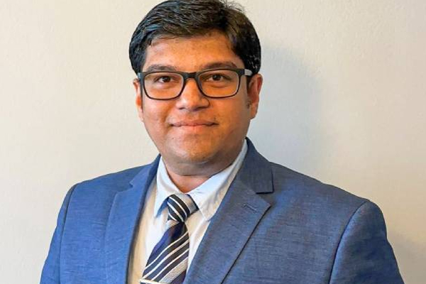 அமெரிக்காவில் விருது வென்று சாதனை படைத்த இலங்கையர்! | A Sri Lankan Who Won An Award In America