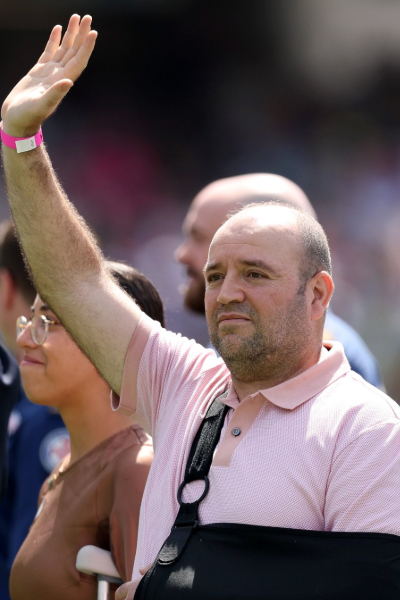Bondi beach hero honoured in sydney ground Bondi beach hero honoured in sydney ground