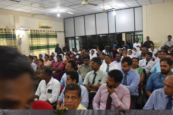 மன்னார் மக்களுக்கு கைவிரித்த சுகாதார அமைச்சர் ரமேஷ் பத்திரன! | Mannar Peoples Ct Scan Ministry Of Health Ramesh