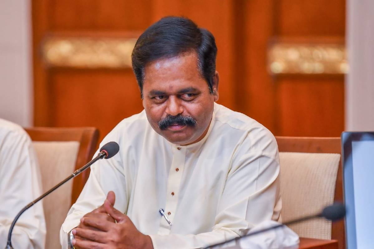 தமிழ் மக்கள் மீதான திட்டமிட்ட இனப்படுகொலையின் அசைக்க முடியாத சாட்சி செம்மணி! சிறீதரன் உருக்கம் | Chemmani Mass Graves Sritharan Speech தமிழ் மக்கள் மீதான திட்டமிட்ட இனப்படுகொலையின் அசைக்க முடியாத சாட்சி செம்மணி! சிறீதரன் உருக்கம் | Chemmani Mass Graves Sritharan Speech